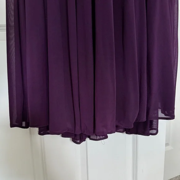Elegant Purple Evening Gown - Picture 4 of 9